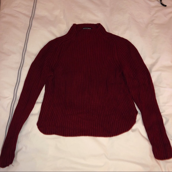 Red turtleneck - Picture 1 of 1